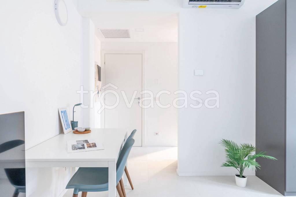 appartamento in vendita a Milano in zona Isola
