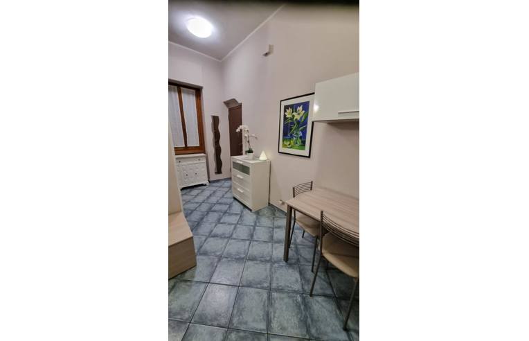 appartamento in vendita a Milano in zona Corvetto