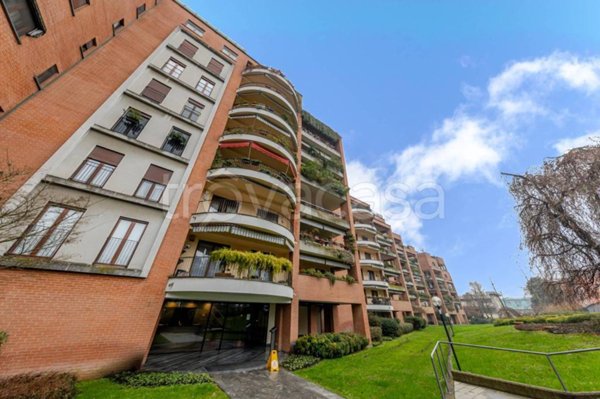 appartamento in vendita a Milano in zona Vigentino