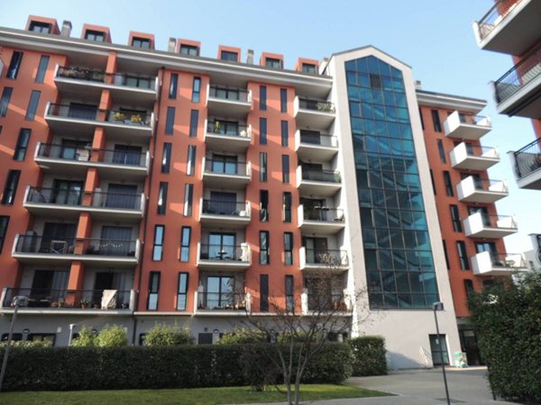 appartamento in vendita a Milano in zona Piazzale Lodi