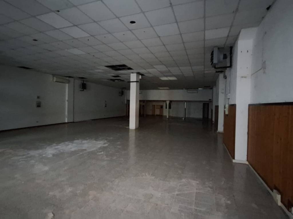 negozio in vendita a Milano in zona Loreto