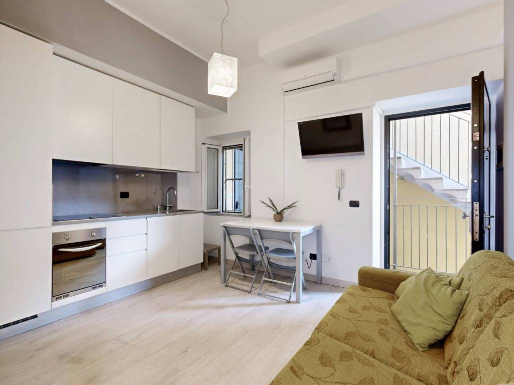 appartamento in vendita a Milano in zona Sempione