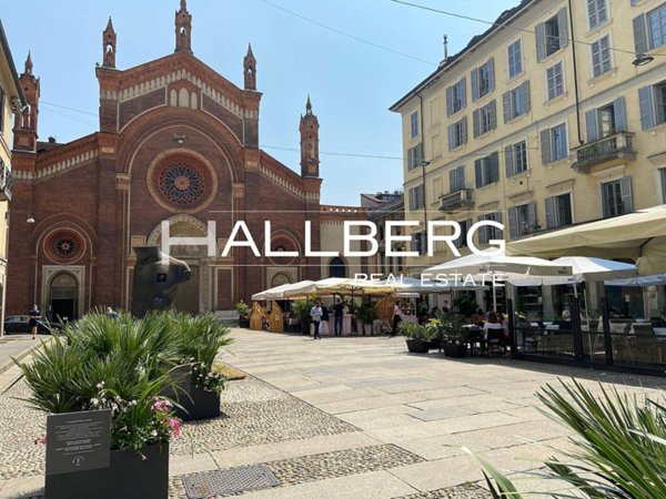 appartamento in vendita a Milano in zona Brera