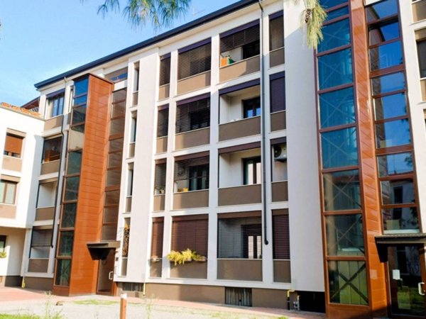 appartamento in vendita a Milano in zona Villapizzone