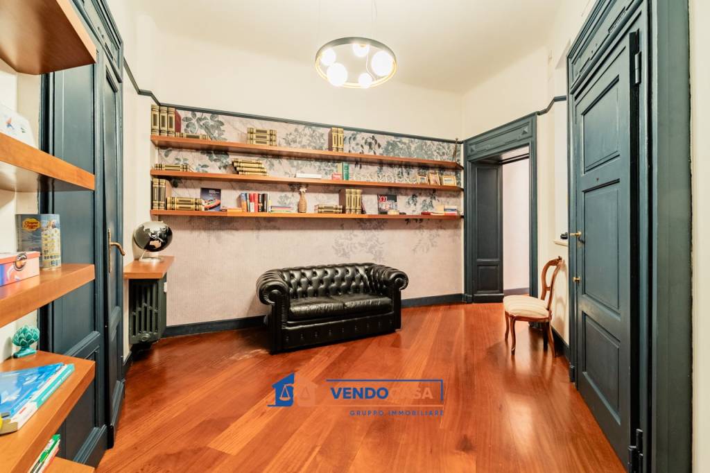 appartamento in vendita a Milano in zona Sempione