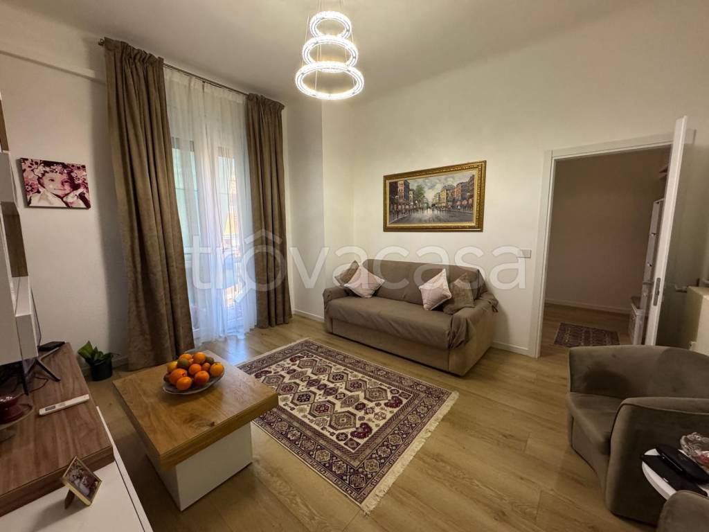 appartamento in vendita a Milano in zona Morivione