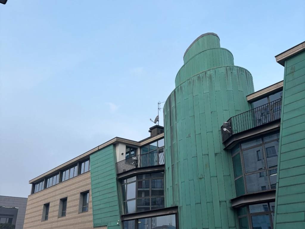 ufficio in vendita a Milano in zona Lambrate