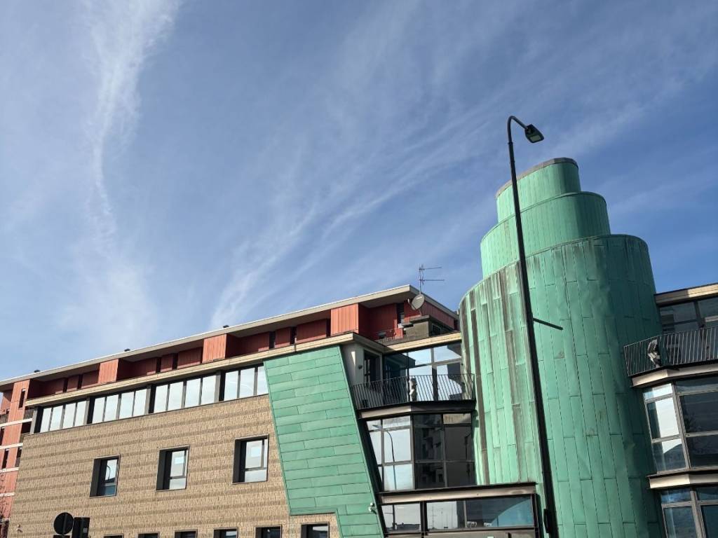 ufficio in vendita a Milano in zona Lambrate