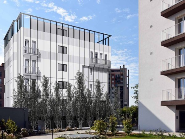 appartamento in vendita a Milano in zona Lorenteggio