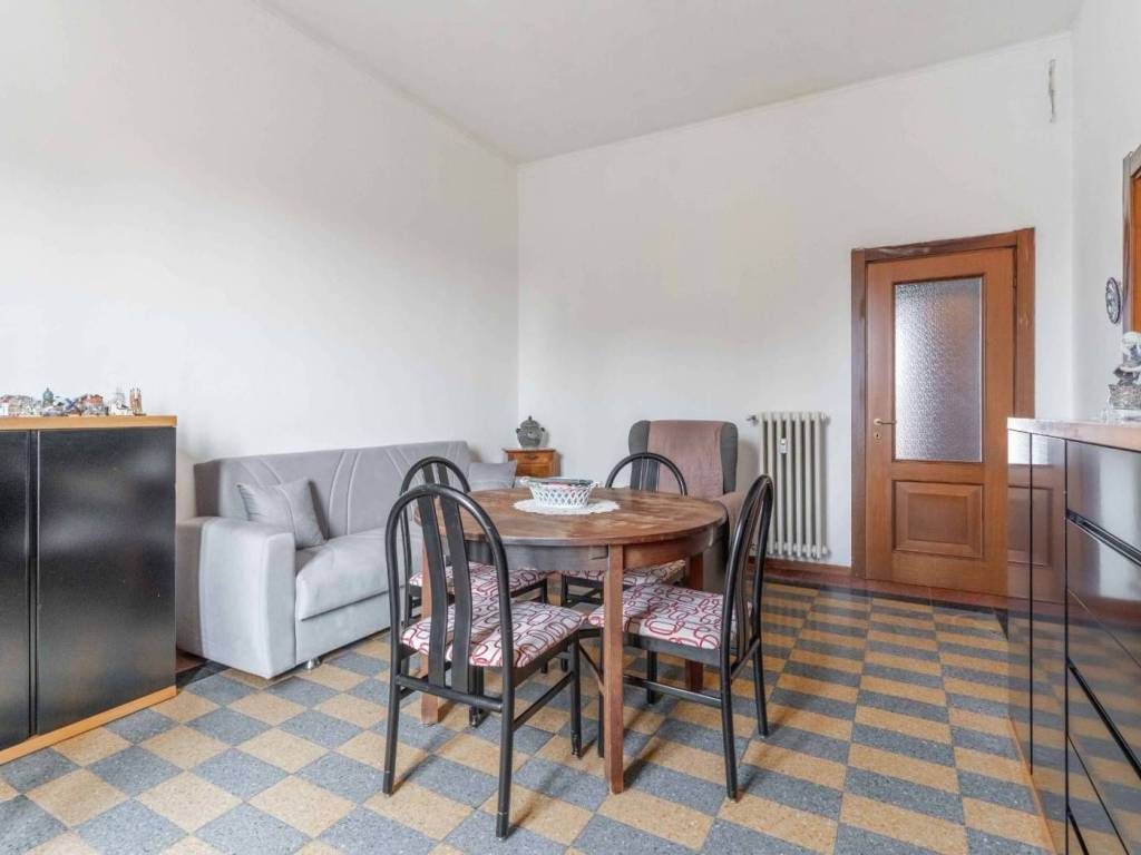 appartamento in vendita a Milano in zona Porta Ticinese