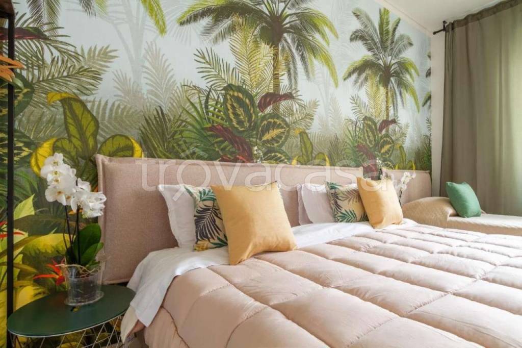 negozio in vendita a Milano in zona Isola