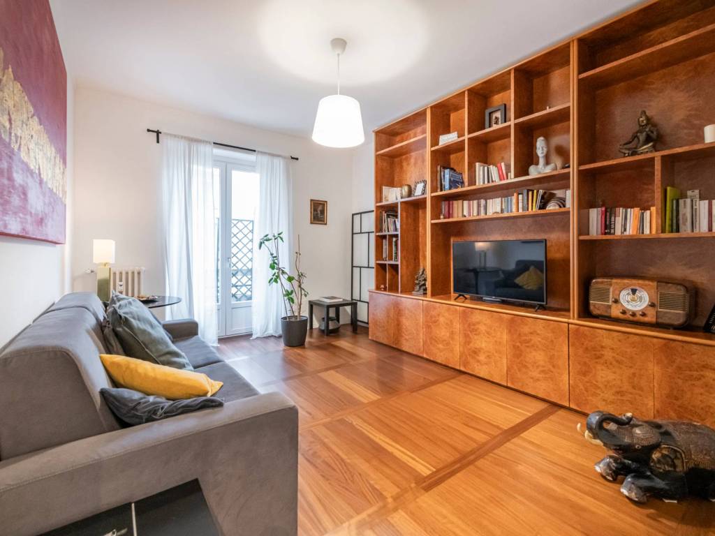 appartamento in vendita a Milano in zona Centro Direzionale