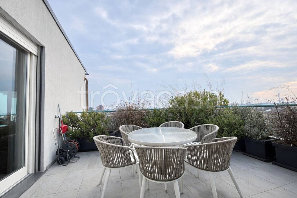 appartamento in vendita a Milano in zona Bovisa