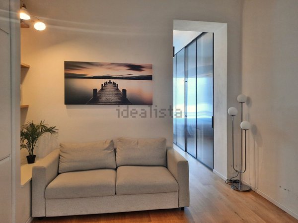 appartamento in vendita a Milano in zona Piazzale Lodi