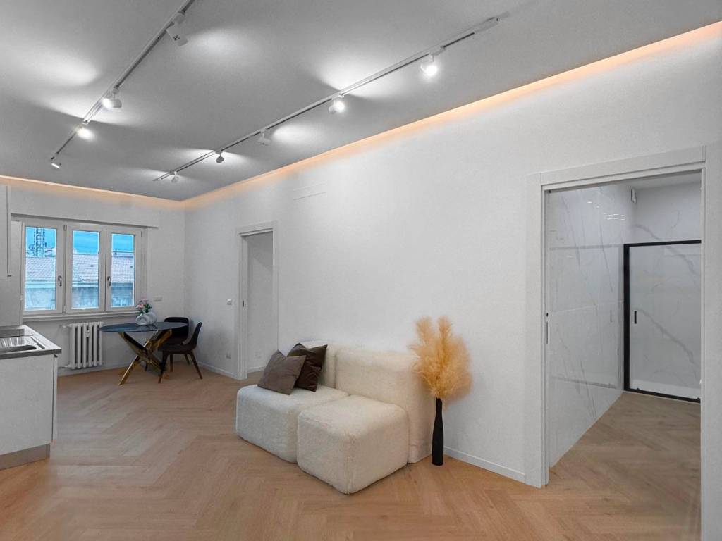 appartamento in vendita a Milano in zona Isola