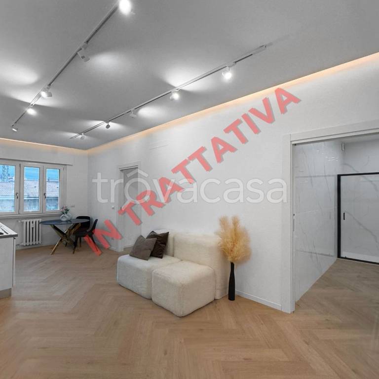 appartamento in vendita a Milano in zona Isola