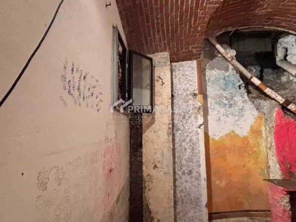 negozio in vendita a Milano in zona Porta Romana