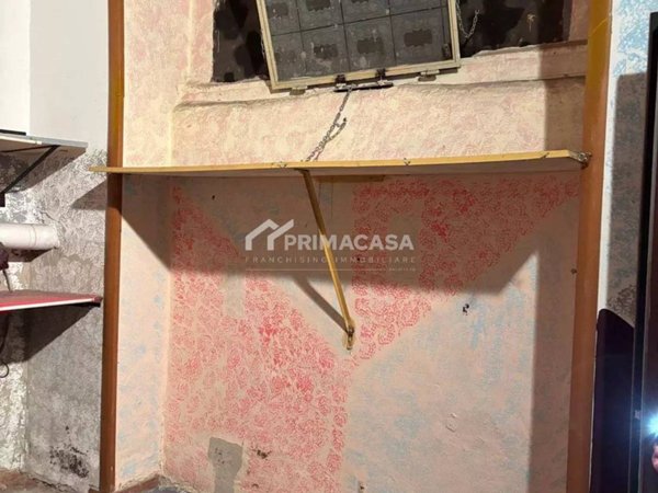 negozio in vendita a Milano in zona Porta Romana