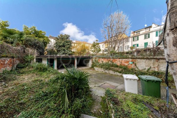 casa indipendente in vendita a Milano in zona Porta Venezia
