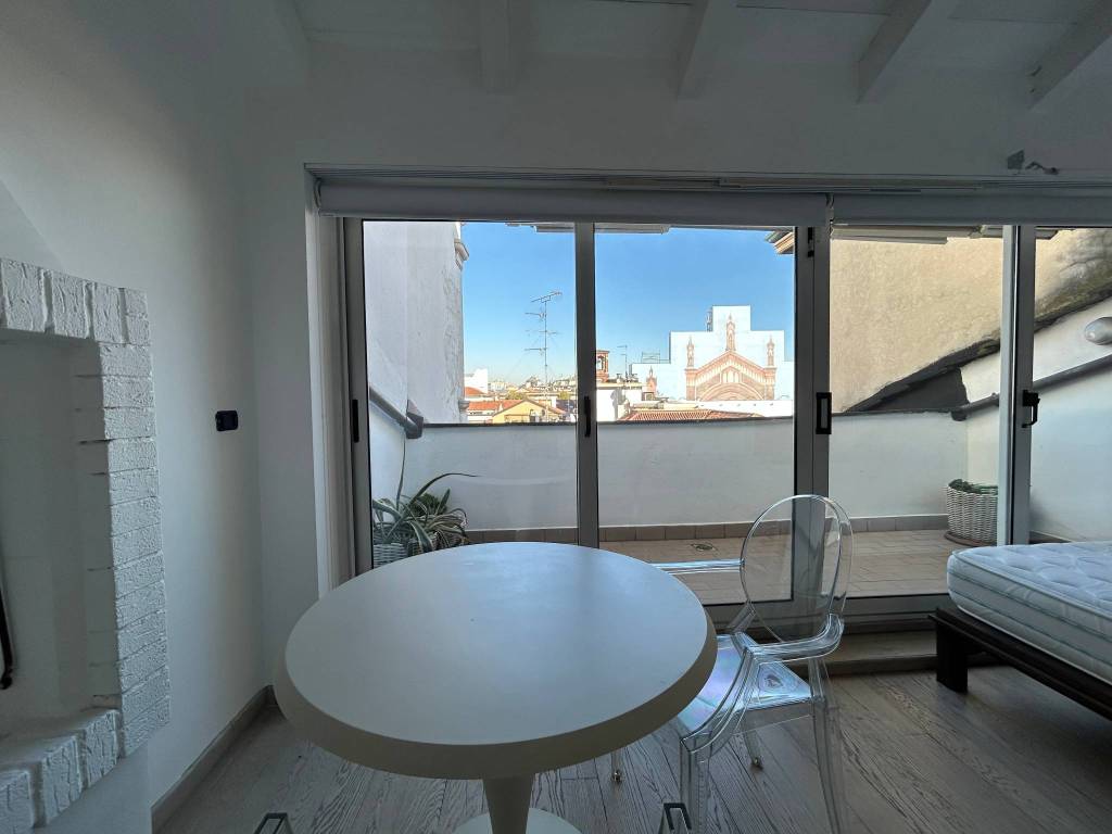 appartamento in vendita a Milano in zona Brera