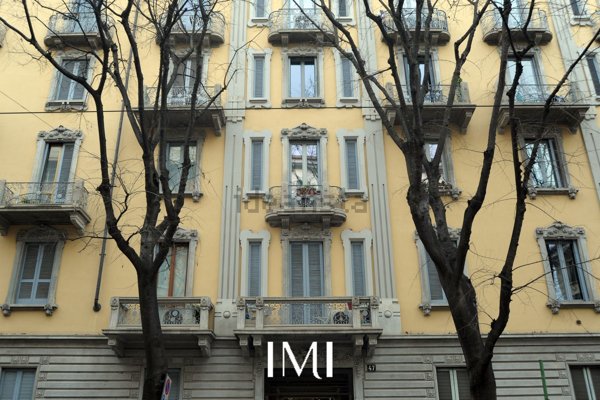 appartamento in vendita a Milano in zona Sempione