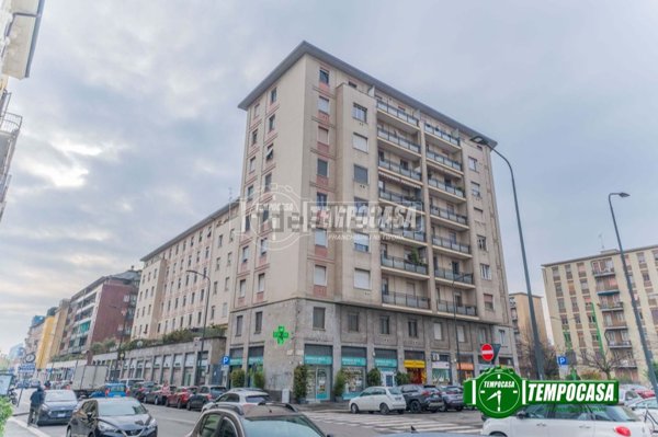appartamento in vendita a Milano in zona Montalbino