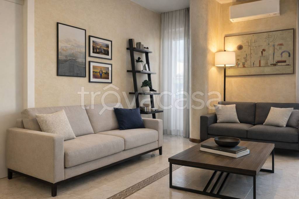 appartamento in vendita a Milano in zona Piazzale Lodi