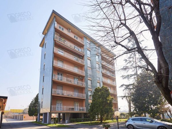 appartamento in vendita a Milano in zona Maggiolina