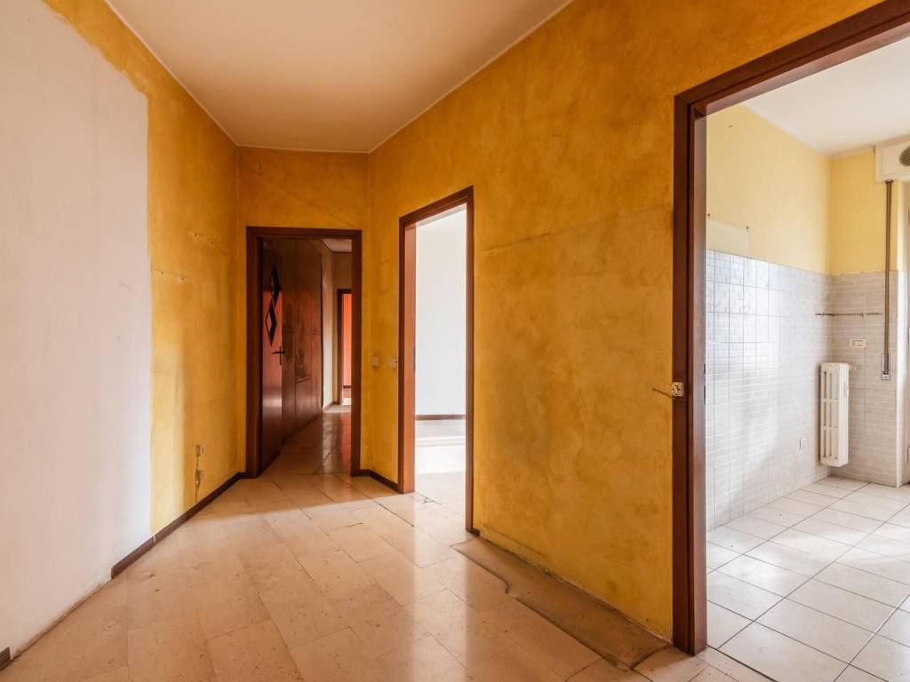 appartamento in vendita a Milano in zona Porta Vittoria