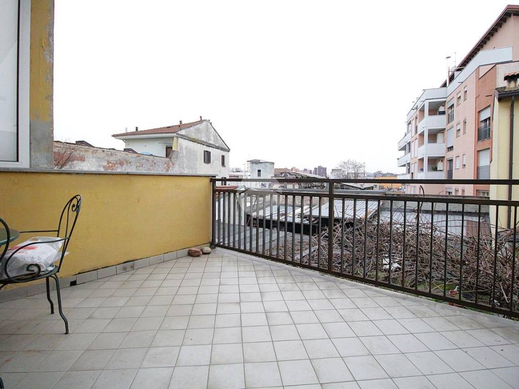 appartamento in vendita a Milano in zona Garegnano