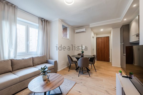 appartamento in vendita a Milano in zona Ronchetto sul Naviglio