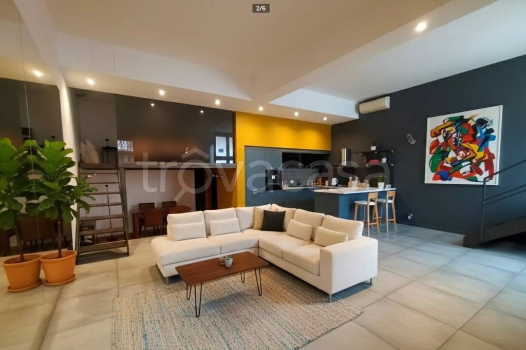 appartamento in vendita a Milano in zona Gallaratese