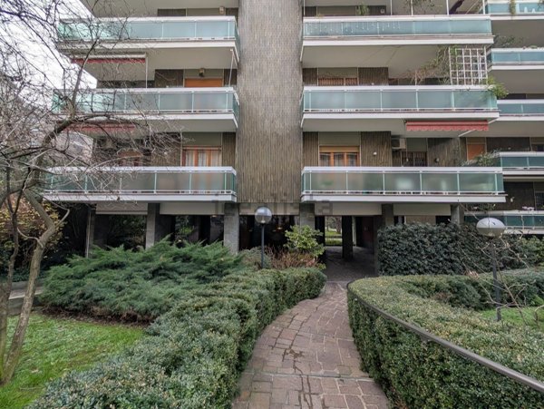 appartamento in vendita a Milano in zona Porta Venezia