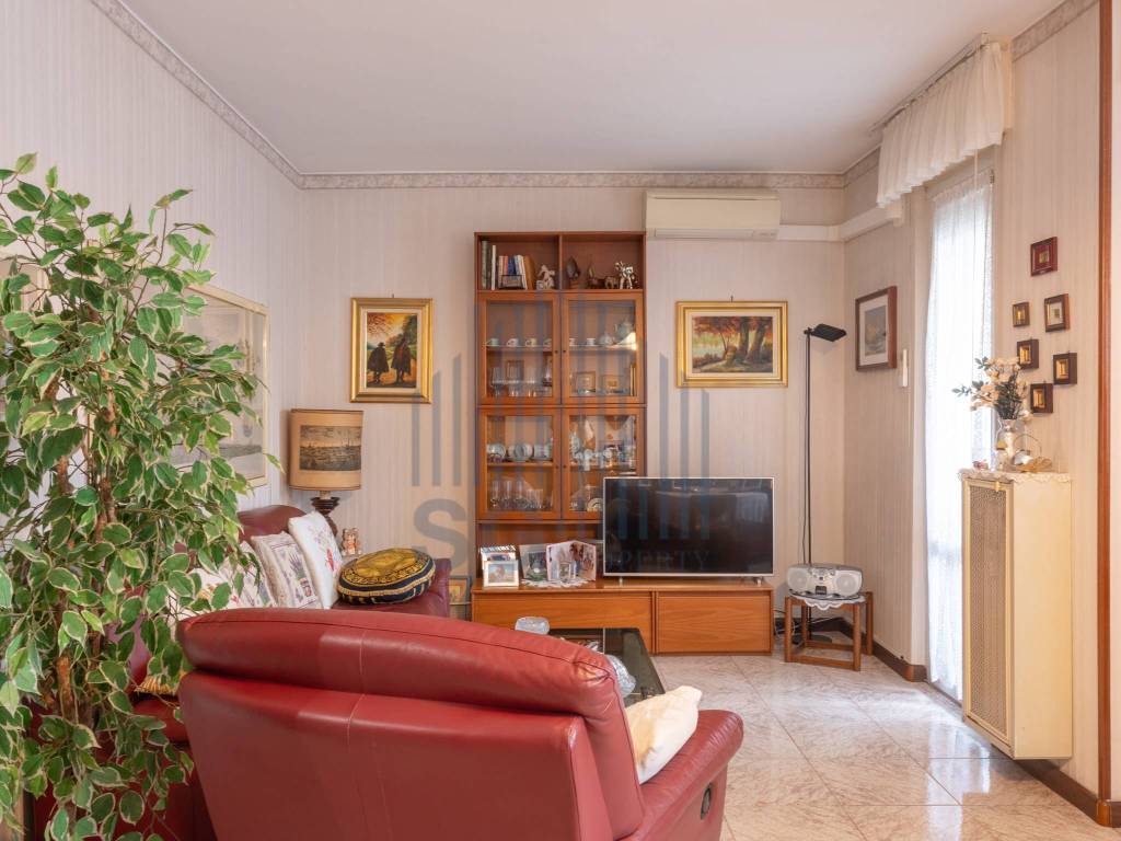 appartamento in vendita a Milano in zona Muggiano