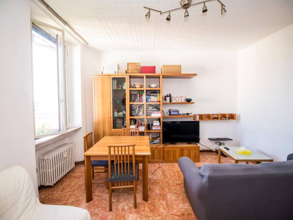 appartamento in vendita a Milano in zona Lambrate