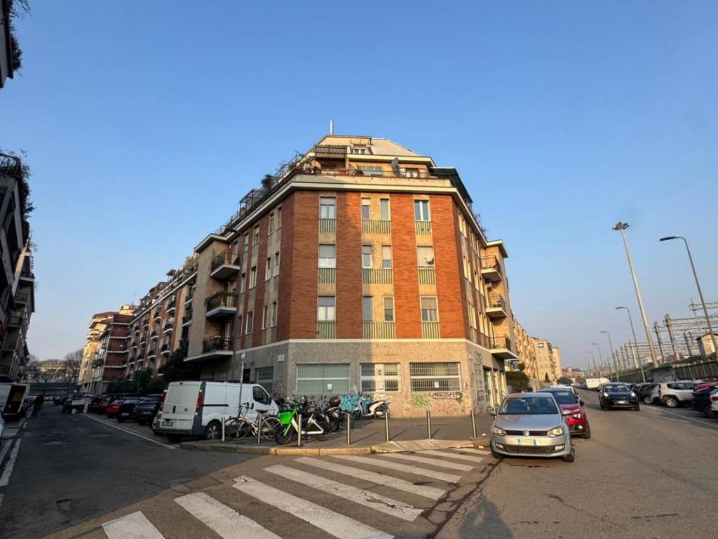 appartamento in vendita a Milano in zona Casoretto
