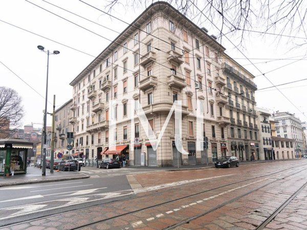 ufficio in vendita a Milano in zona Porta Nuova