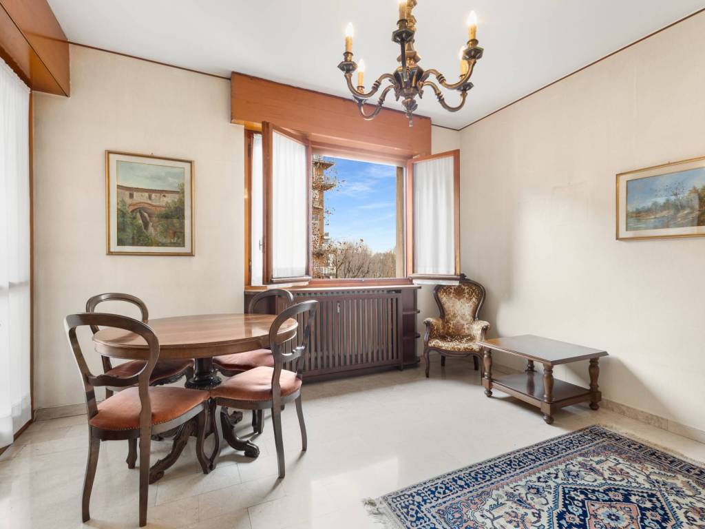 appartamento in vendita a Milano in zona Solari