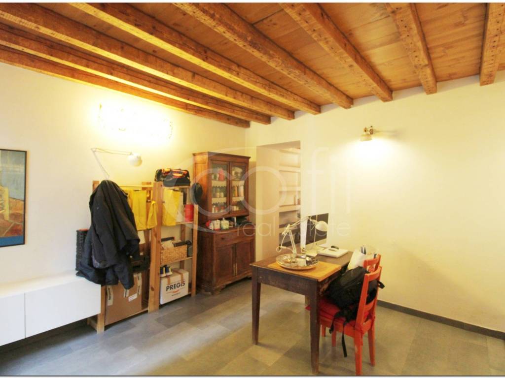 appartamento in vendita a Milano in zona Solari