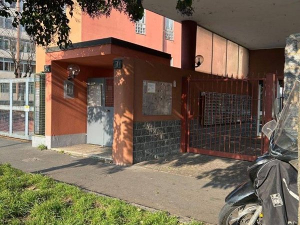 appartamento in vendita a Milano in zona Affori