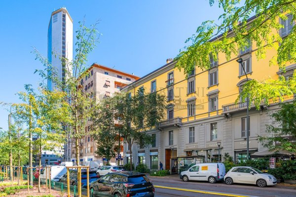 appartamento in vendita a Milano in zona Centro Direzionale
