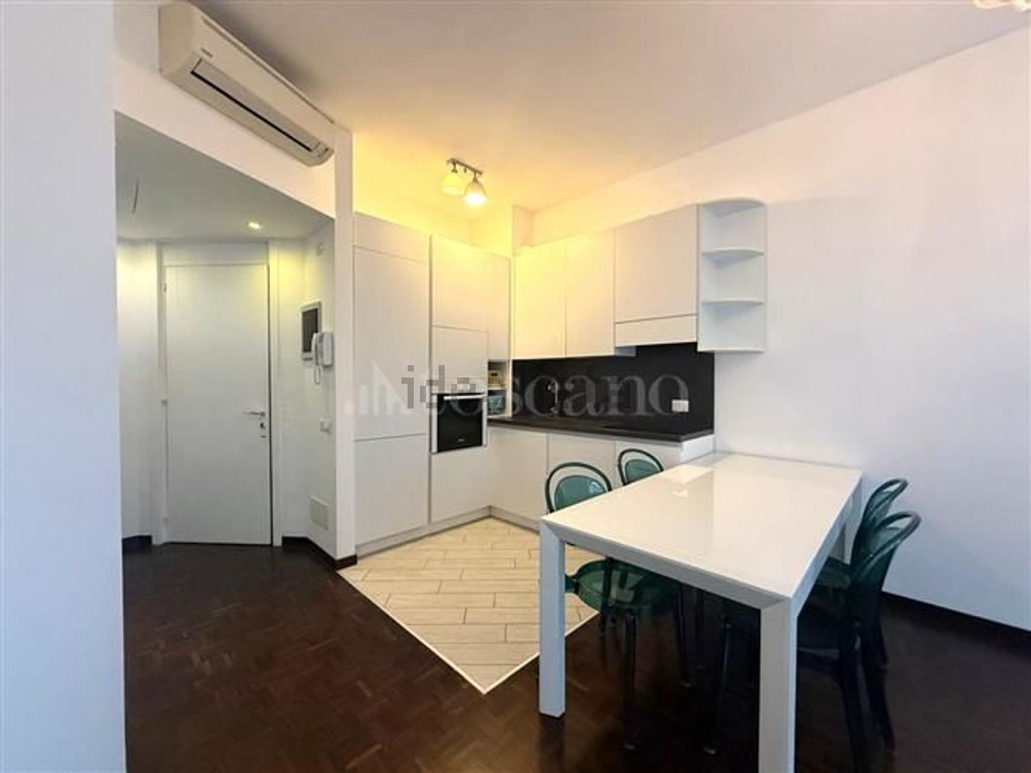 appartamento in vendita a Milano in zona Maggiolina