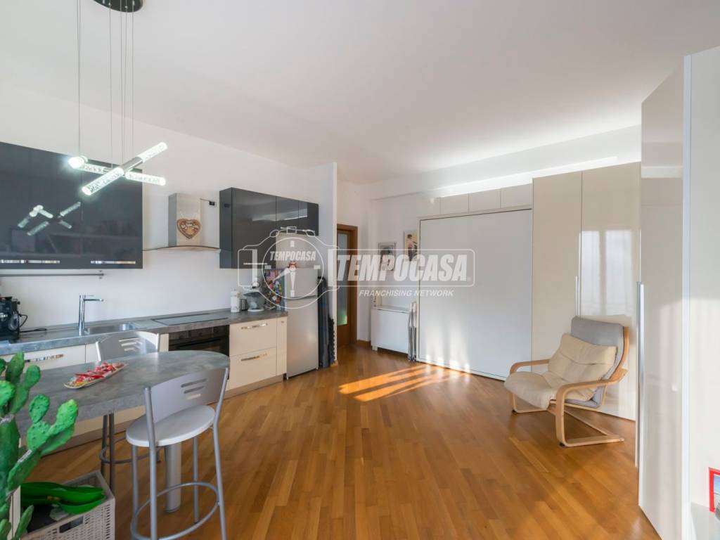 appartamento in vendita a Milano in zona Crescenzago