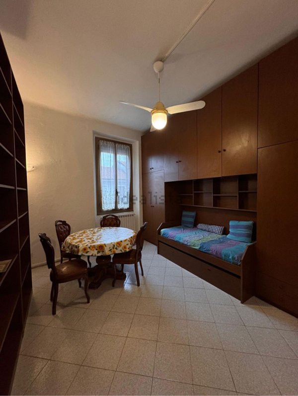 appartamento in vendita a Milano in zona Baggio