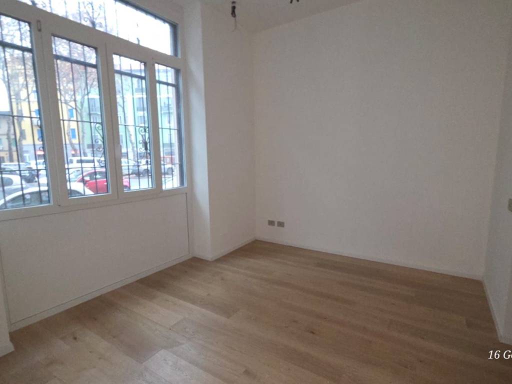 appartamento in vendita a Milano in zona Il Portello