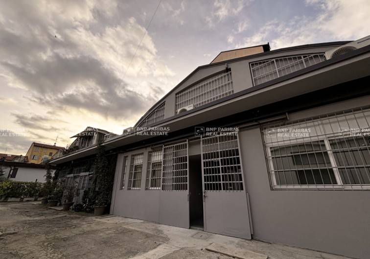 appartamento in vendita a Milano in zona Chiesa Rossa