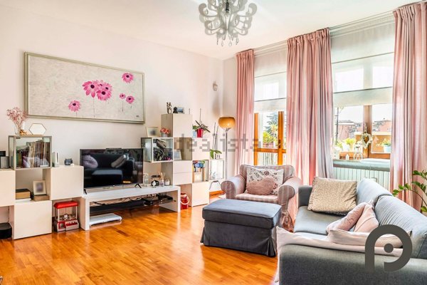 appartamento in vendita a Milano in zona Maggiolina