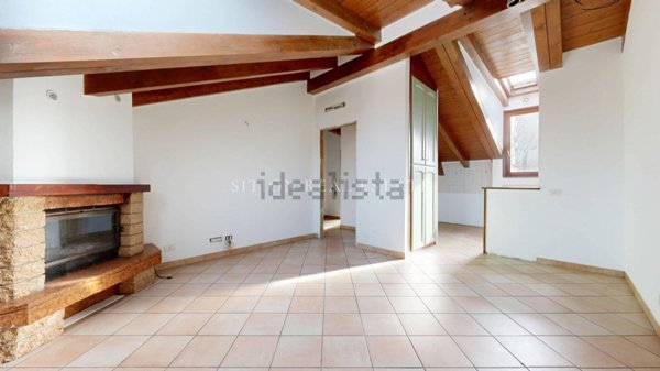 appartamento in vendita a Milano in zona Baggio