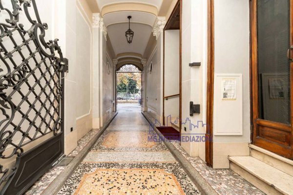 appartamento in vendita a Milano in zona Piazzale Lodi