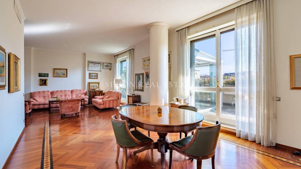 appartamento in vendita a Milano in zona Brera